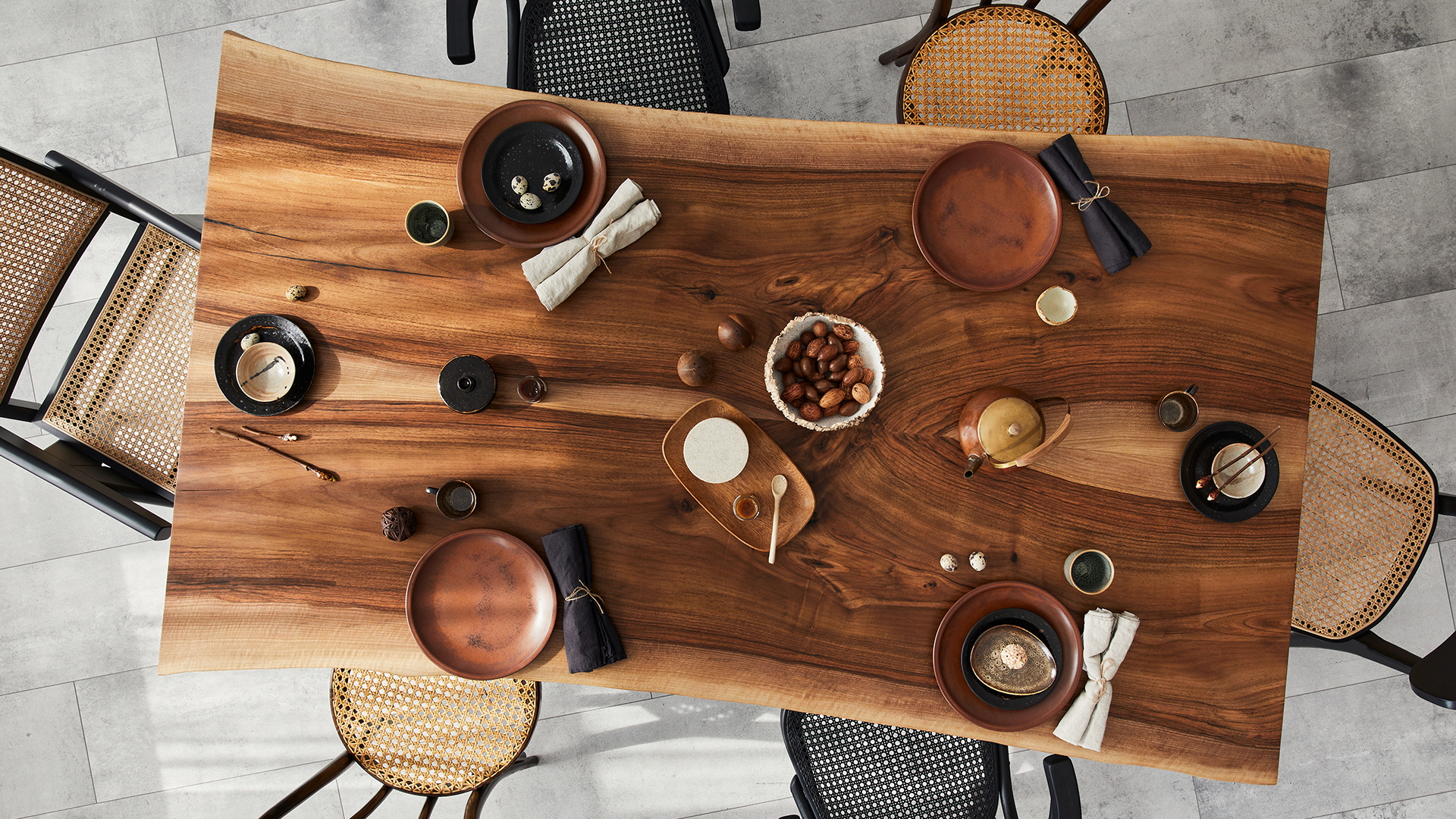 Ahşap Yemek Masası